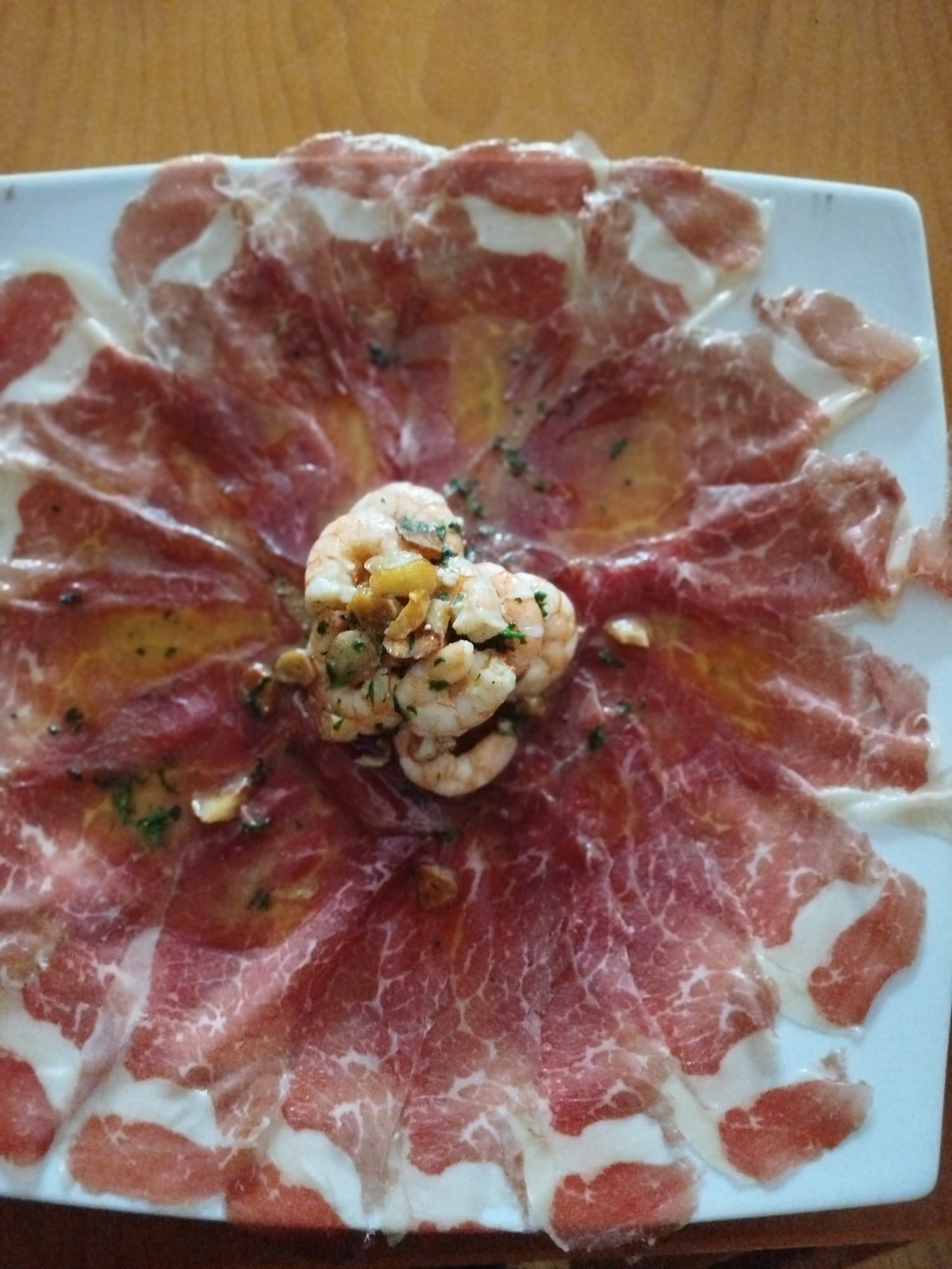 Cecina con Gambas